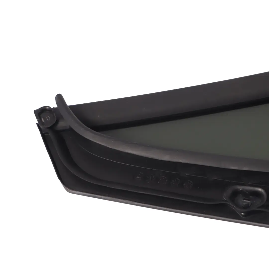 Cuarto trasero triángulo ventana vidrio izquierda AS3 para Audi Q2 GA con número de pieza 81A845213C Audi Q2 GA Cuarto trasero triángulo ventana vidrio izquierda AS3 - SKU 81A845213C - Número de pieza 81A845213C