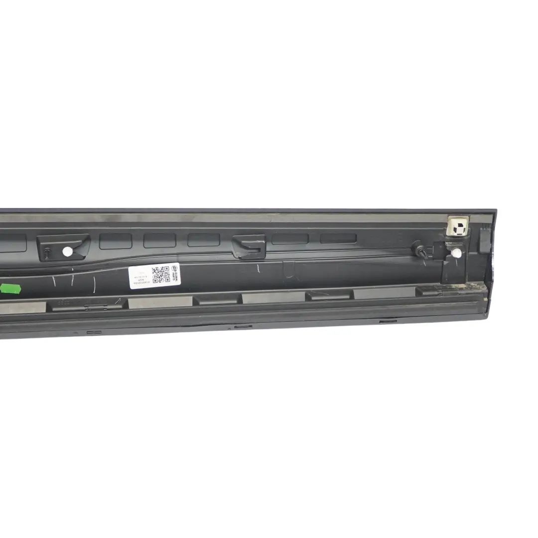 Audi Q2 GA Vordere Tür Verkleidung Zierleiste Links Pfeil grau Perleffekt - Z7W - SKU 81A853959A-AGR - Teilenummer 81A853959A-AGR