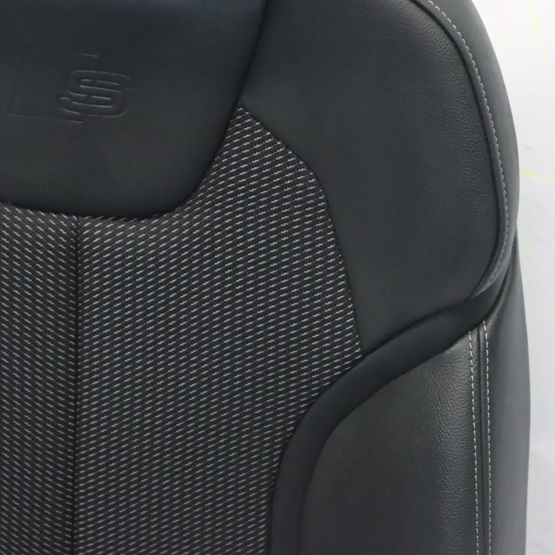 Fotel Przedni Lewy Przód S-Line Grzany Półskóra Czarno Szary do Audi Q2 GA o numerze 81A881805AP-1 Audi Q2 GA Fotel Przedni Lewy Przód S-Line Grzany Półskóra Czarno Szary - SKU 81A881805AP-1 - Numer Części 81A881805AP-1