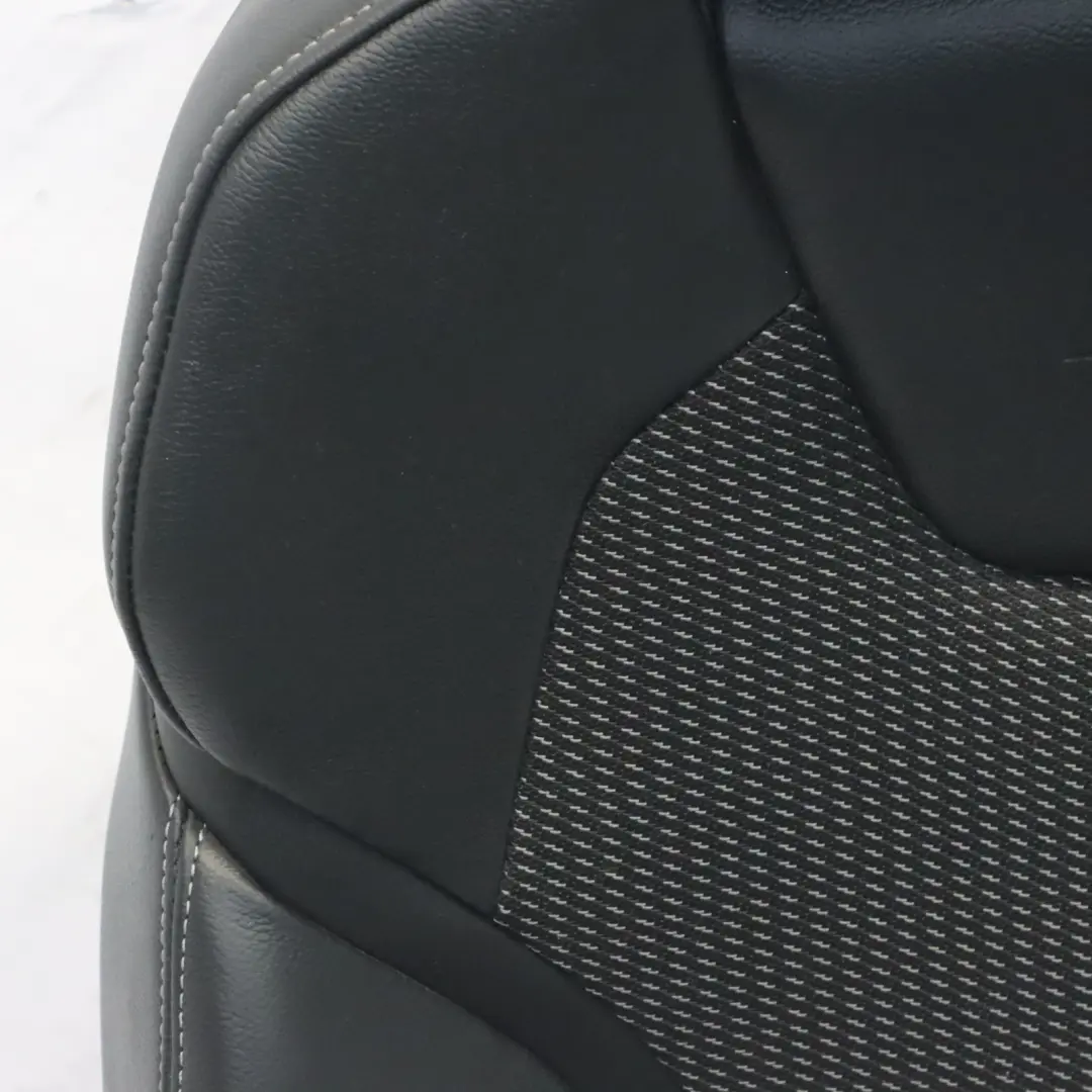 Sitz Vorne Rechts Interieur beheizt S Line Halbleder Schwarz Grau für Audi Q2 GA mit Teilenummer 81A881806AP Audi Q2 GA Sitz Vorne Rechts Interieur beheizt S Line Halbleder Schwarz Grau - SKU 81A881806AP-1 - Teilenummer 81A881806AP