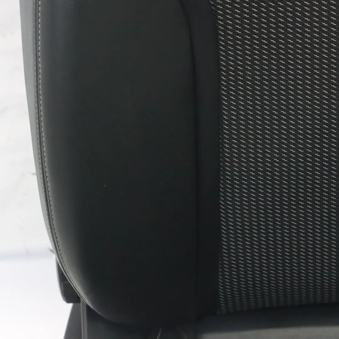 Audi Q2 GA Siège avant droit intérieur chauffé S Line Demi-cuir Noir Gris - SKU 81A881806AP-1 - Numéro de pièce 81A881806AP