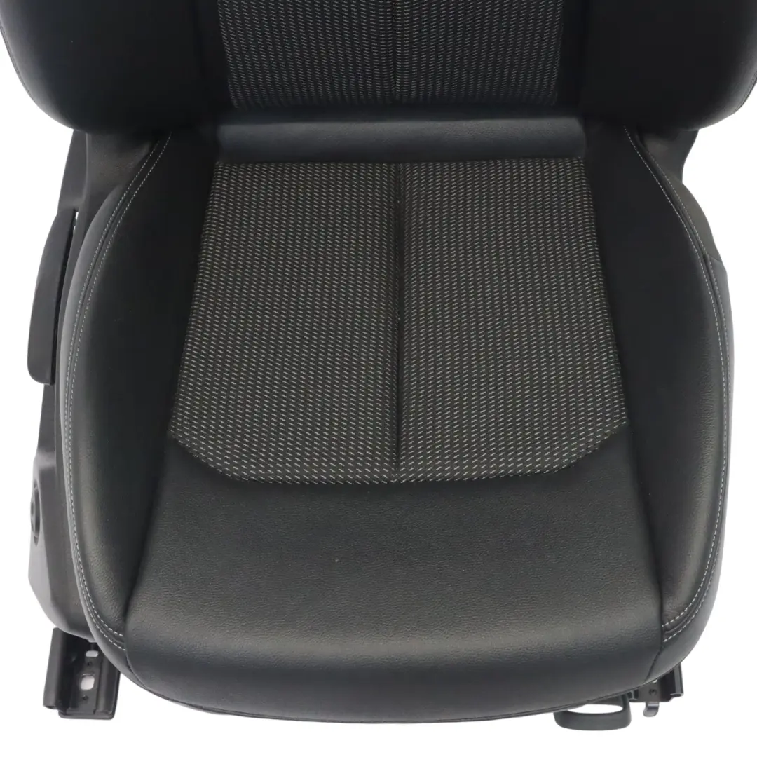 Audi Q2 GA Siège avant droit intérieur chauffé S Line Demi-cuir Noir Gris - SKU 81A881806AP-1 - Numéro de pièce 81A881806AP