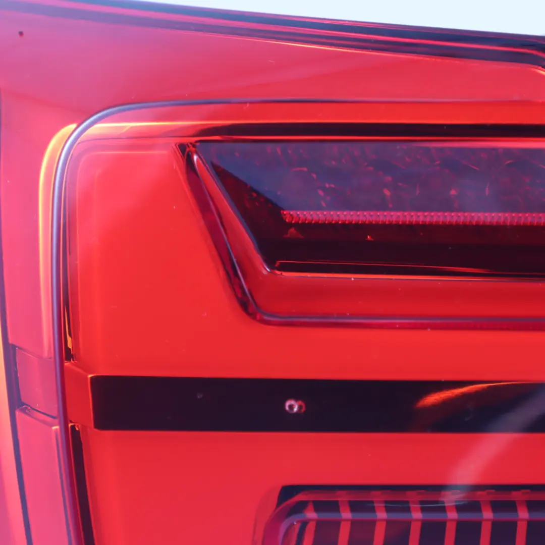 Audi Q2 GA Feu arrière de coffre gauche hayon - SKU 81A945091C - Numéro de pièce 81A945091C