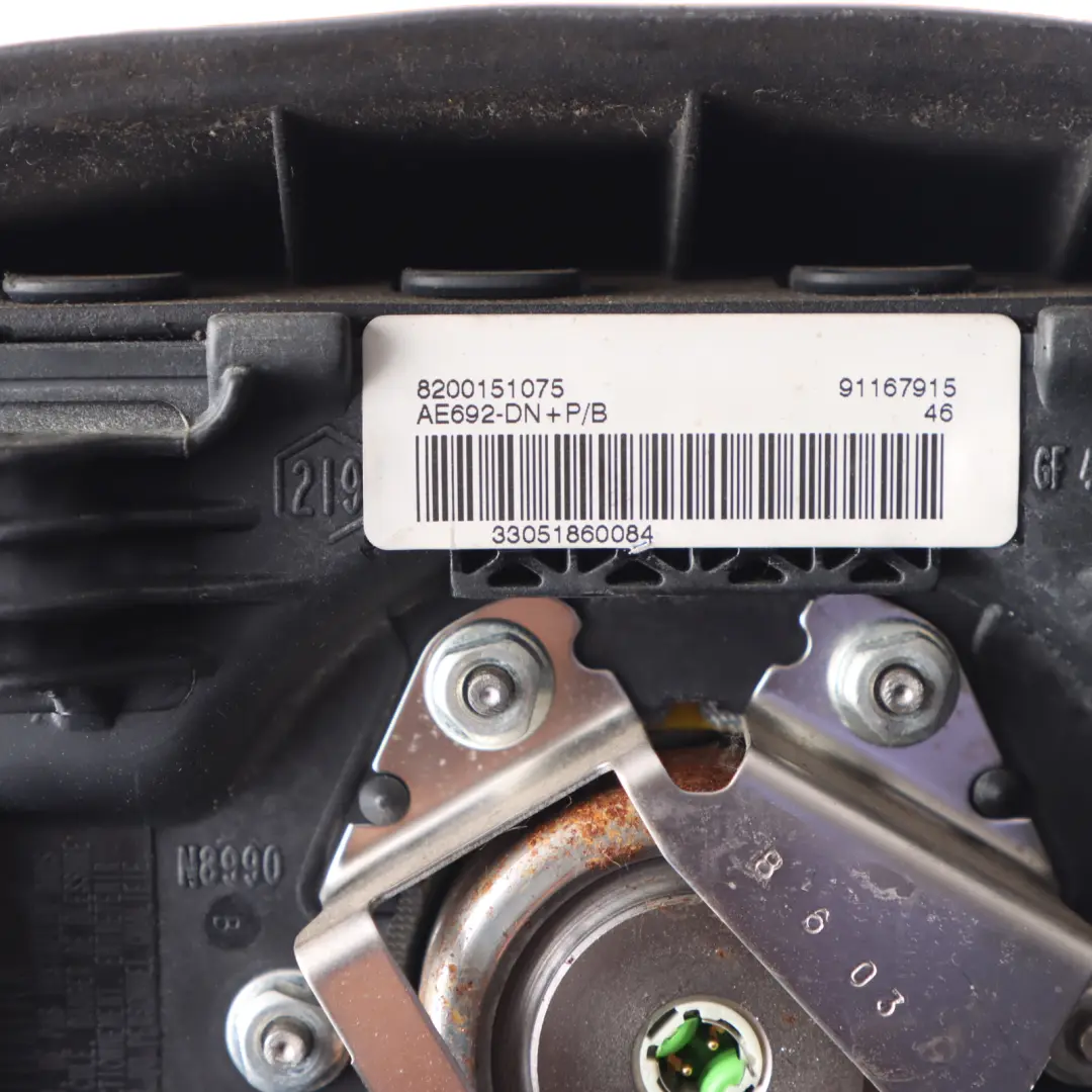 Driver's Steering Wheel Air Module Unit to Nissan Primastar X83 with Part number 8200151075 Nissan Primastar X83 Driver's Steering Wheel Air Module Unit - SKU 8200151075 - Part number 8200151075