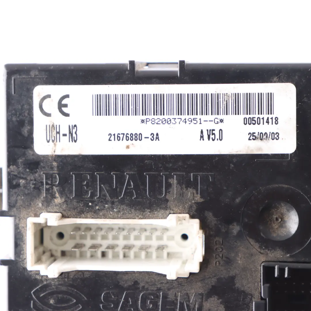 Body Control Unit Module BCM ECU to Nissan Primastar Renault Trafic II with Part number 8200374951 Nissan Primastar Renault Trafic II Body Control Unit Module BCM ECU - SKU 8200374951 - Part number 8200374951