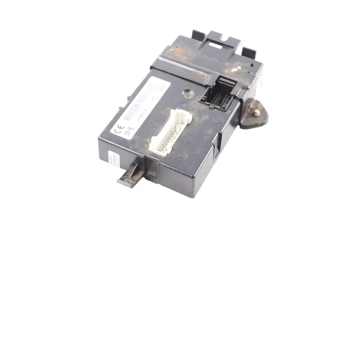 Body Control Unit Module BCM ECU to Nissan Primastar Renault Trafic II with Part number 8200374951 Nissan Primastar Renault Trafic II Body Control Unit Module BCM ECU - SKU 8200374951 - Part number 8200374951