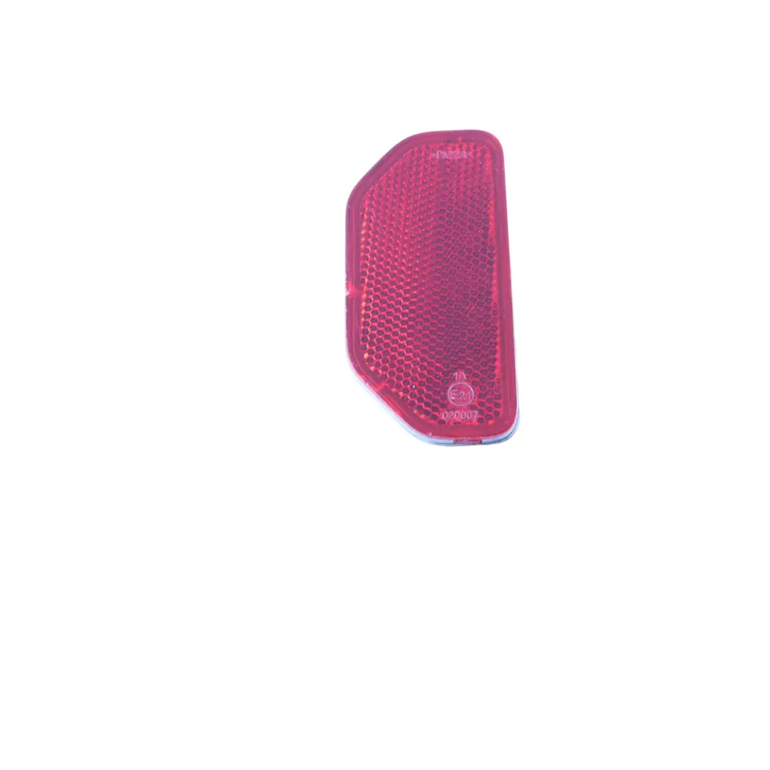 Reflektor Odblask Prawy Tył do Renault Kangoo o numerze 8200589439 Renault Kangoo Reflektor Odblask Prawy Tył - SKU 8200589439 - Numer Części 8200589439