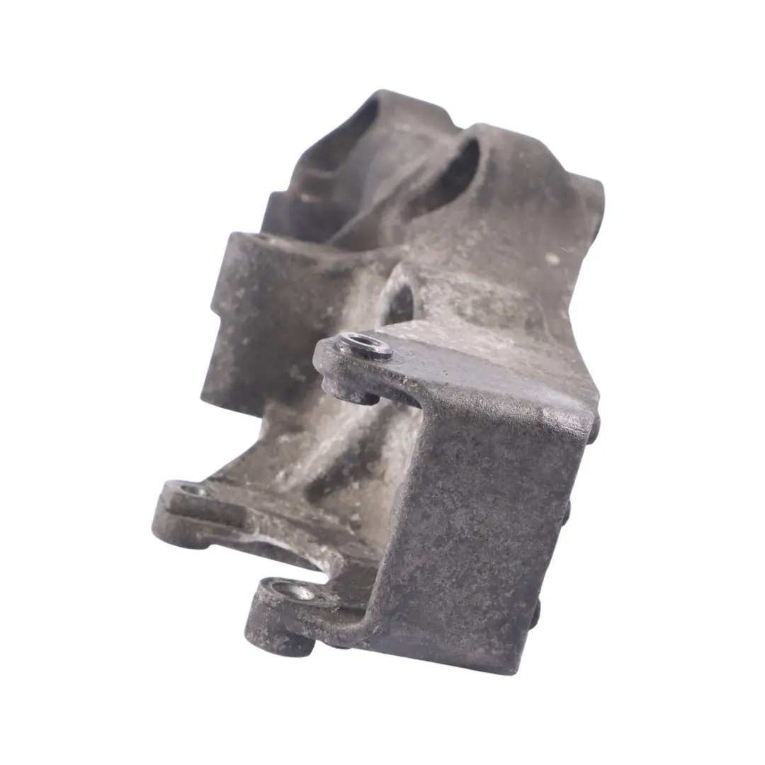 Alternator Mounting Bracket Carrier to Renault Master III Engine with Part number 8200803443 Renault Master III Engine Alternator Mounting Bracket Carrier - SKU 8200803443 - Part number 8200803443