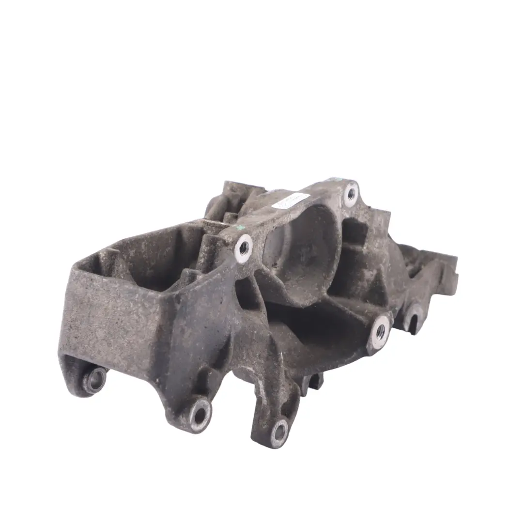 Renault Master III Wspornik Łapa Silnika Alternatora - SKU 8200803443 - Numer Części 8200803443