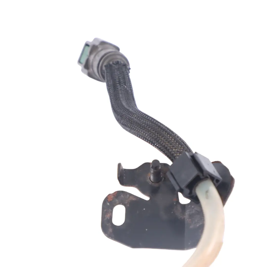 Pipe Hose Line Tube to Renault Trafic II 2.0 DCi Diesel Fuel with Part number 8200947819 Renault Trafic II 2.0 DCi Diesel Fuel Pipe Hose Line Tube - SKU 8200947819 - Part number 8200947819