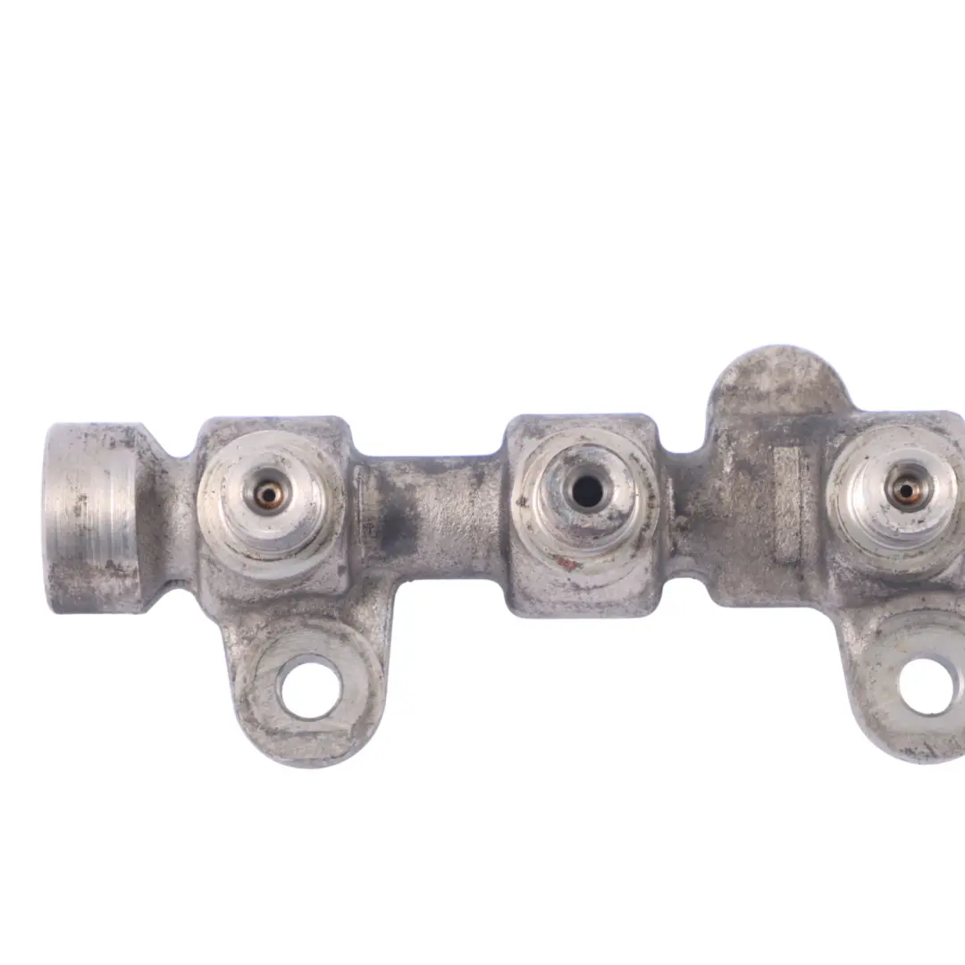 carburant Rail de pression Injecteur pour Opel Vivaro A Injection de à propos du numéro de pièce 8200954113 Opel Vivaro A Injection de carburant Rail de pression Injecteur - SKU 8200954113 - Numéro de pièce 8200954113