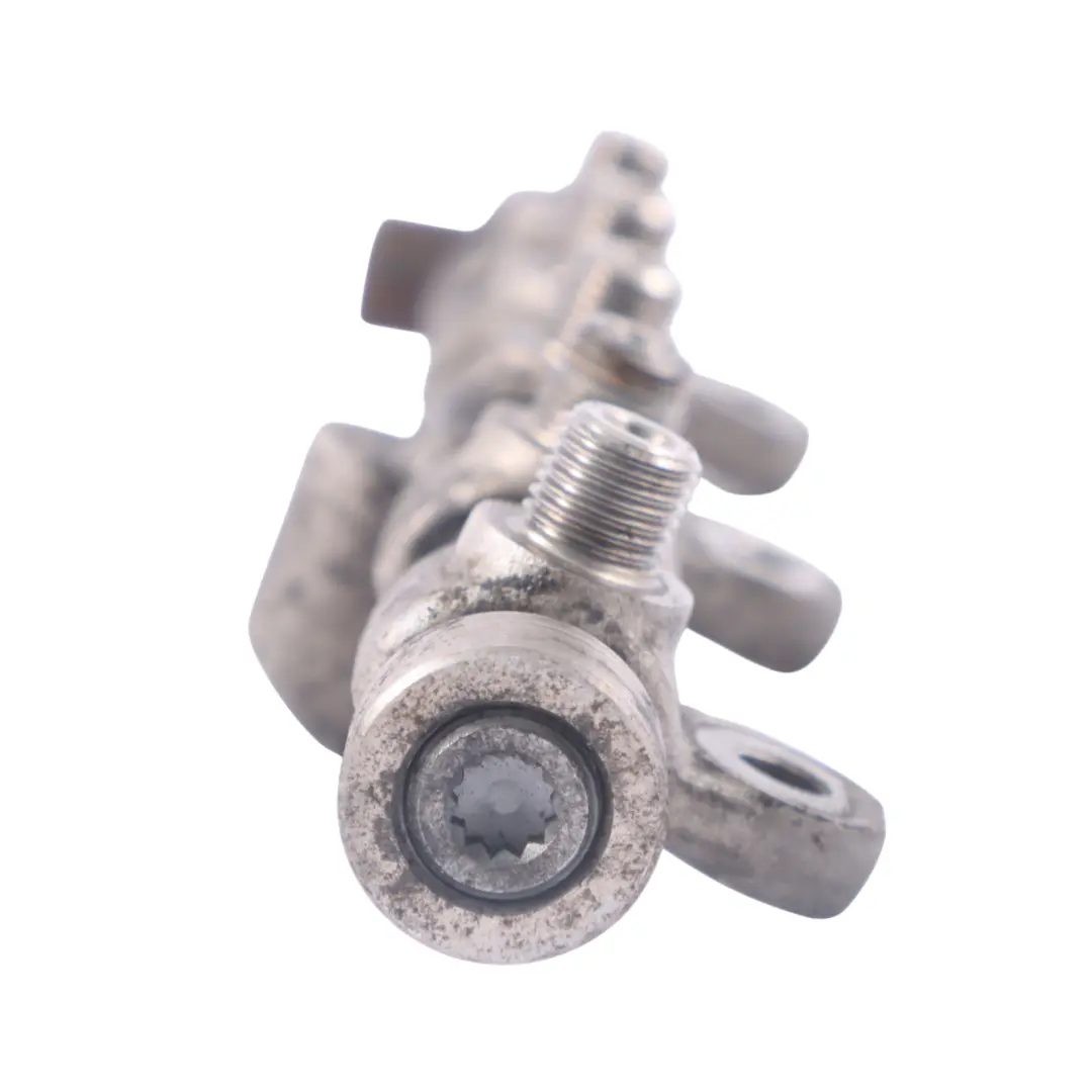 Pressure Rail Injector Nozzle to Vauxhall Vivaro A Fuel Injection with Part number 8200954113 Vauxhall Vivaro A Fuel Injection Pressure Rail Injector Nozzle - SKU 8200954113 - Part number 8200954113