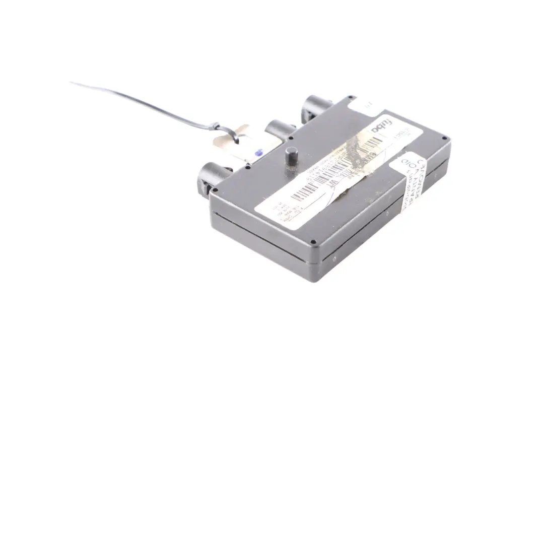 d'amplification d'antenne aérienne signaux radio pour BMW E46 E65 E66 E67 à propos du numéro de pièce 8380944 BMW E46 E65 E66 E67 d'amplification d'antenne aérienne signaux radio - SKU 8380944-1 - Numéro de pièce 8380944