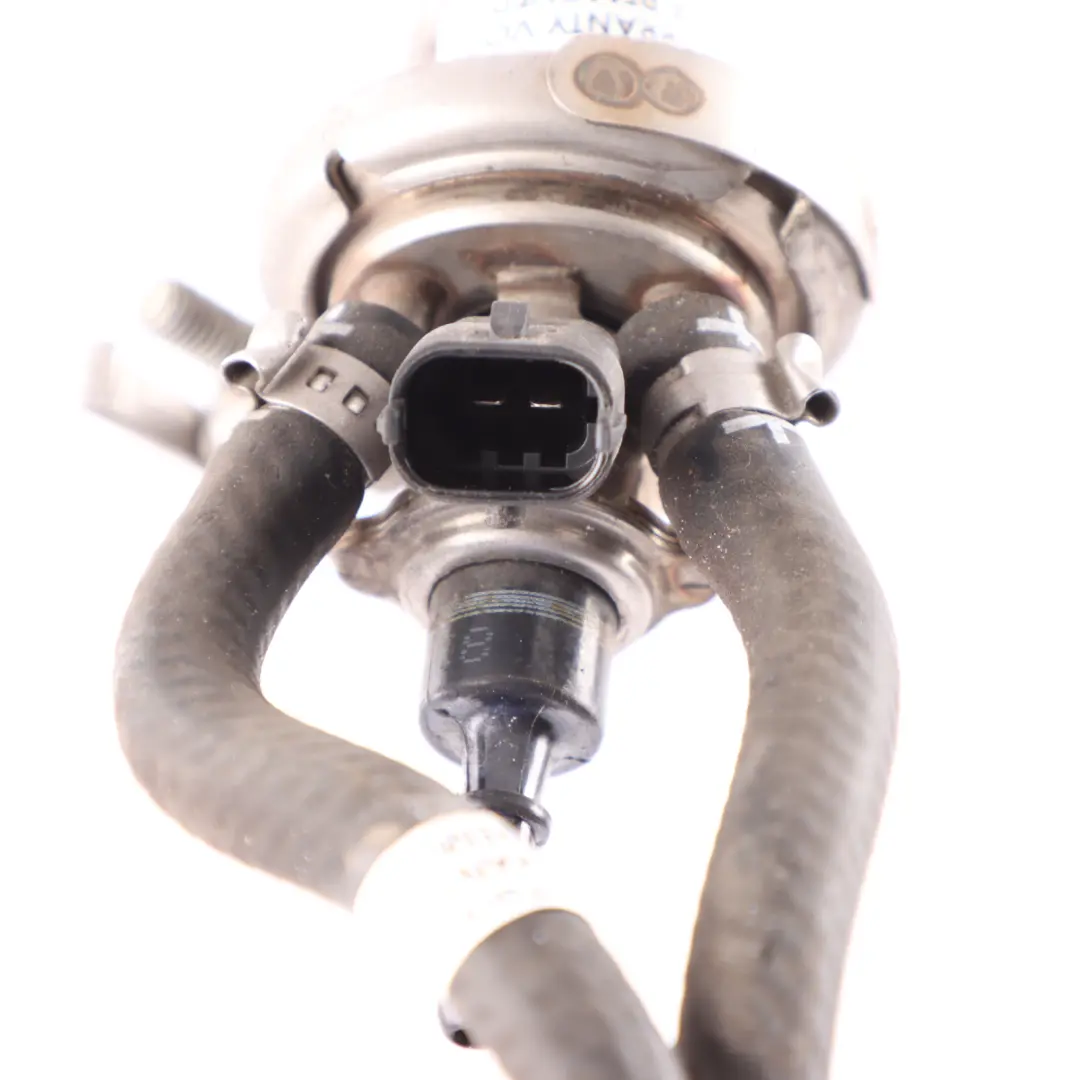 Injector Metering unit to BMW 1 2 Series F20 F21 F30 LCI with Part number 8514448 BMW 1 2 Series F20 F21 F30 LCI Injector Metering unit - SKU 8514448 - Part number 8514448