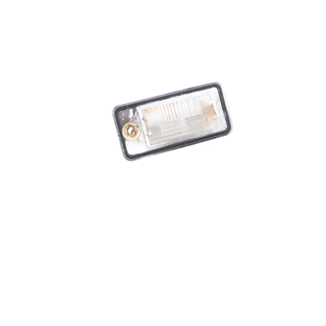 Audi Q7 4L Luz De Matrícula Derecha - SKU 8E0943023A - Número de pieza 8E0943023A