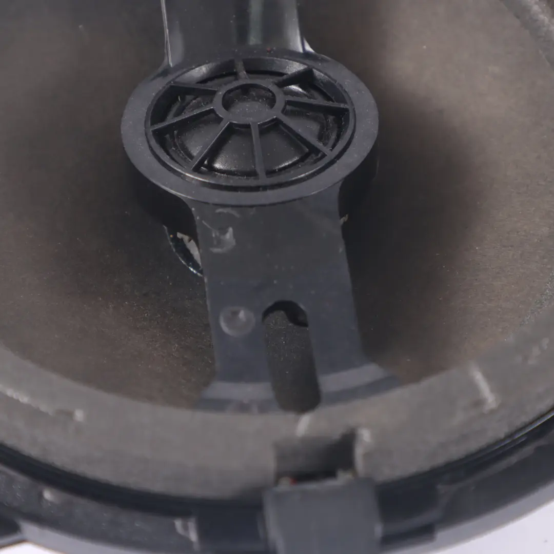 Carte Porte Haut-parleur Arrière Gauche Droite 8H0035411 pour Audi A3 8P à propos du numéro de pièce 8H0035411D Audi A3 8P Carte Porte Haut-parleur Arrière Gauche Droite 8H0035411 - SKU 8H0035411D - Numéro de pièce 8H0035411D