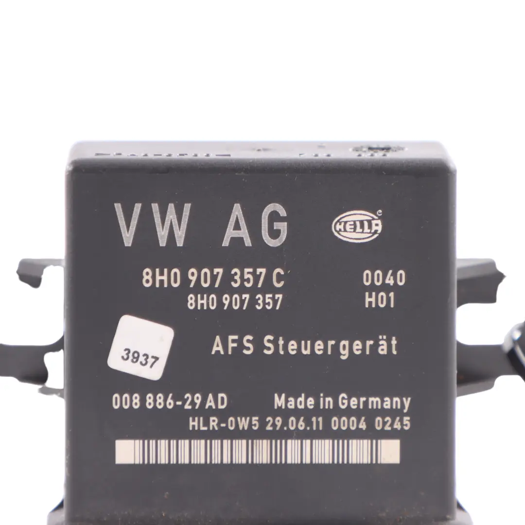 Headlight Lamp Control Module LCM Unit ECU to Audi S5 8T with Part number 8H0907357C Audi S5 8T Headlight Lamp Control Module LCM Unit ECU - SKU 8H0907357C - Part number 8H0907357C