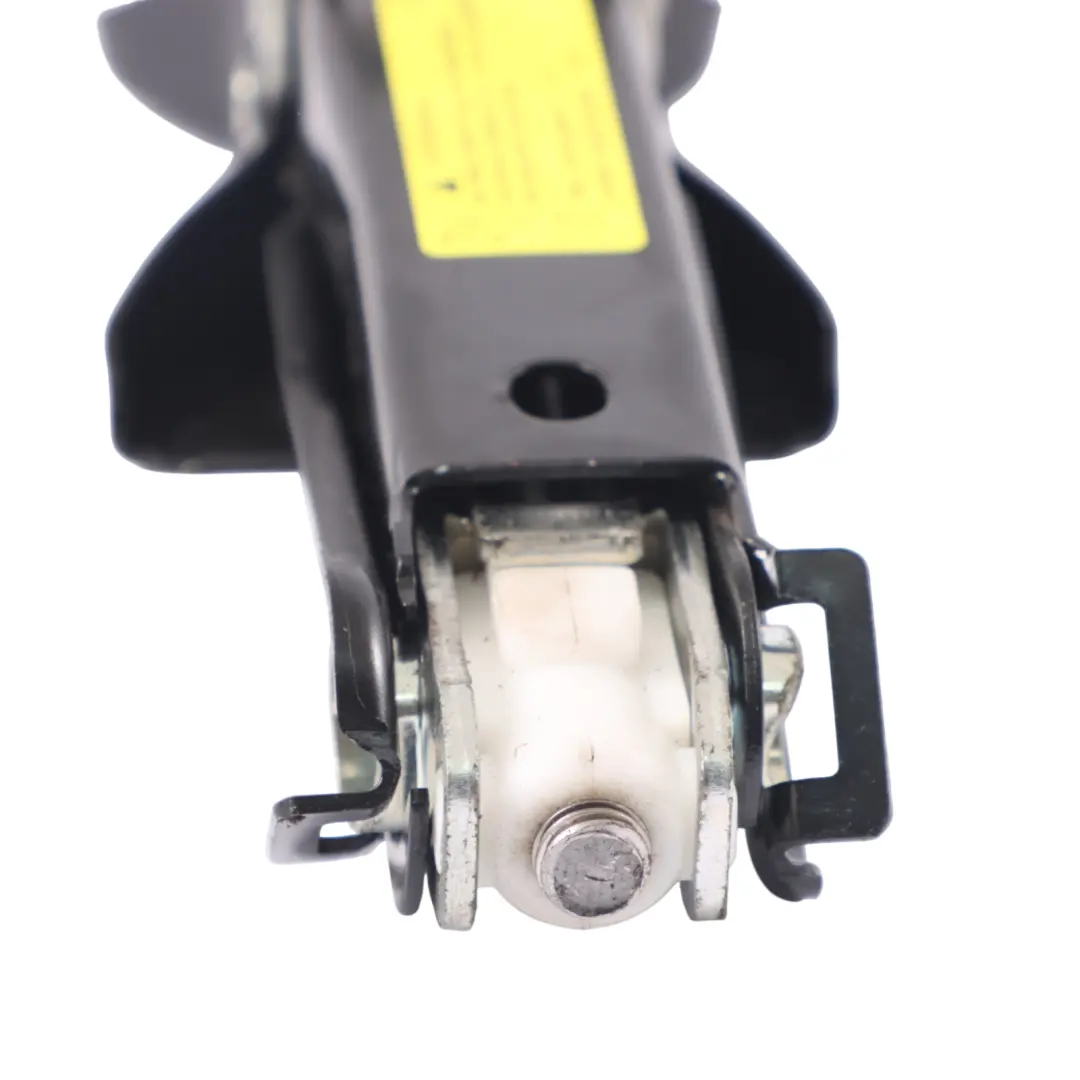 Sollevamento di emergenza della ruota strumento per Audi A5 8T con numero di parte 8K0011031K Audi A5 8T Sollevamento di emergenza della ruota strumento - SKU 8K0011031K - Numero di parte 8K0011031K