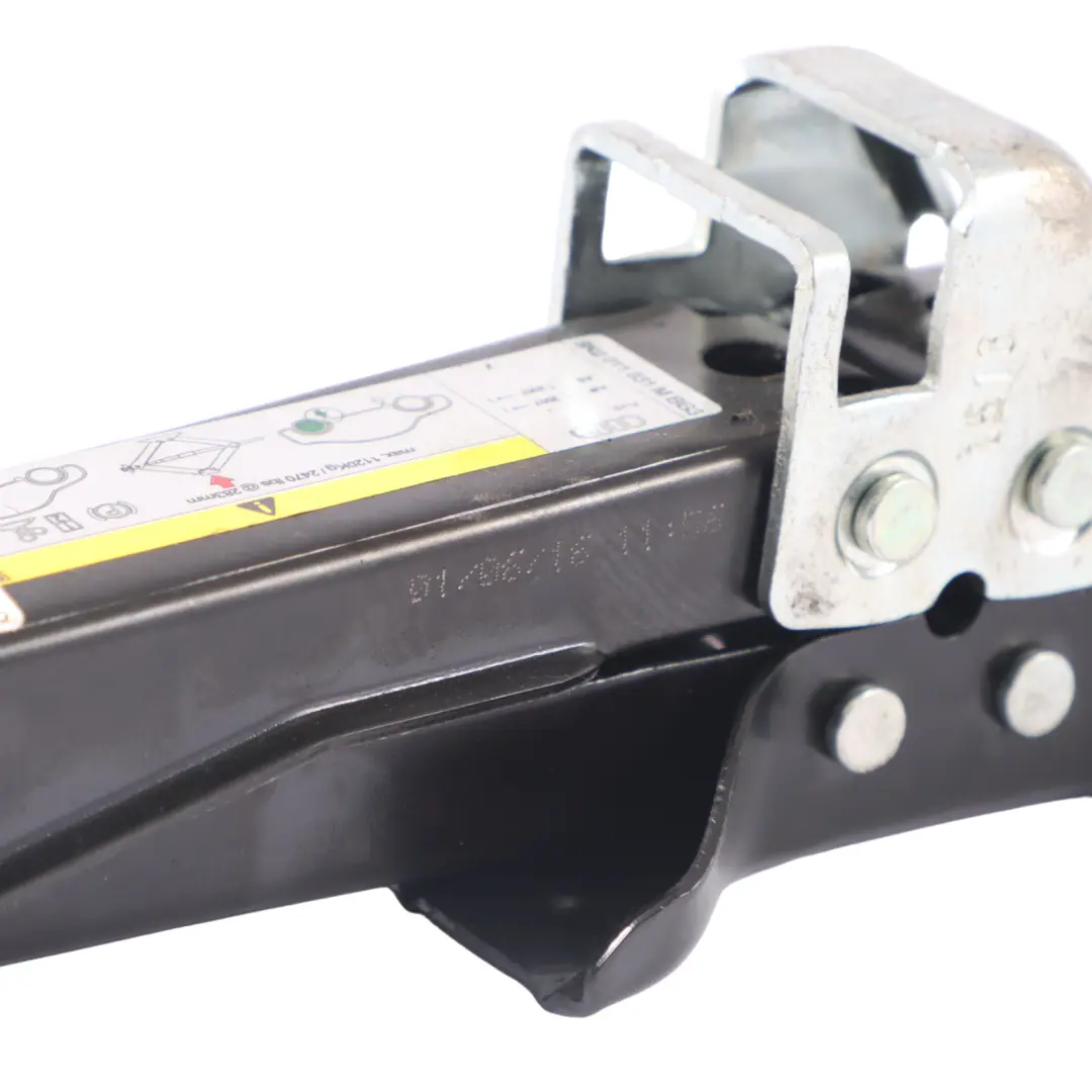 Kit D'Outils De Levage De Secours pour Audi Q2 GA à propos du numéro de pièce 8K0011031M Audi Q2 GA Kit D'Outils De Levage De Secours - SKU 8K0011031M - Numéro de pièce 8K0011031M