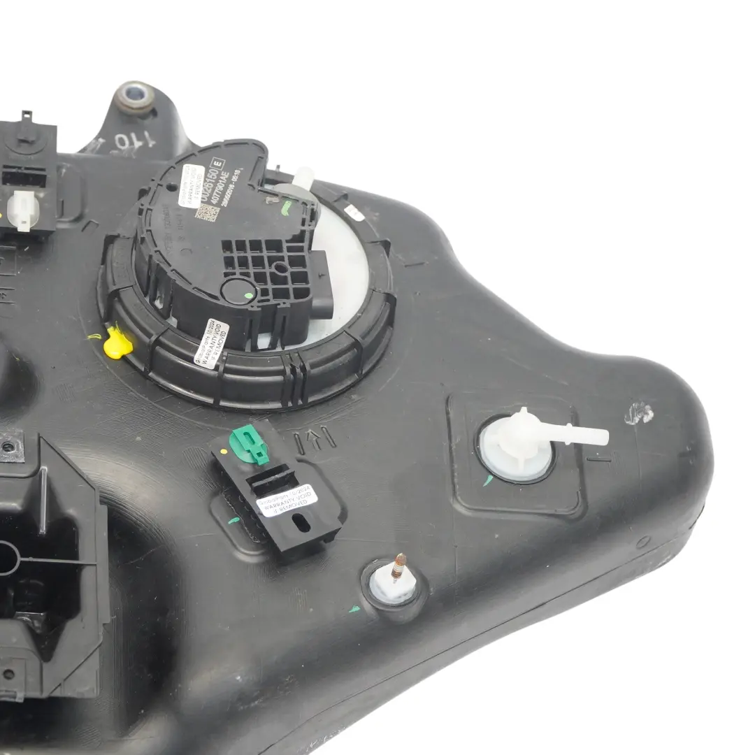 Audi A5 8T 2.0 TDI Diesel Adblue Additivo serbatoio carburante 8K0131877 - SKU 8K0131877T - Numero di parte 8K0131877T