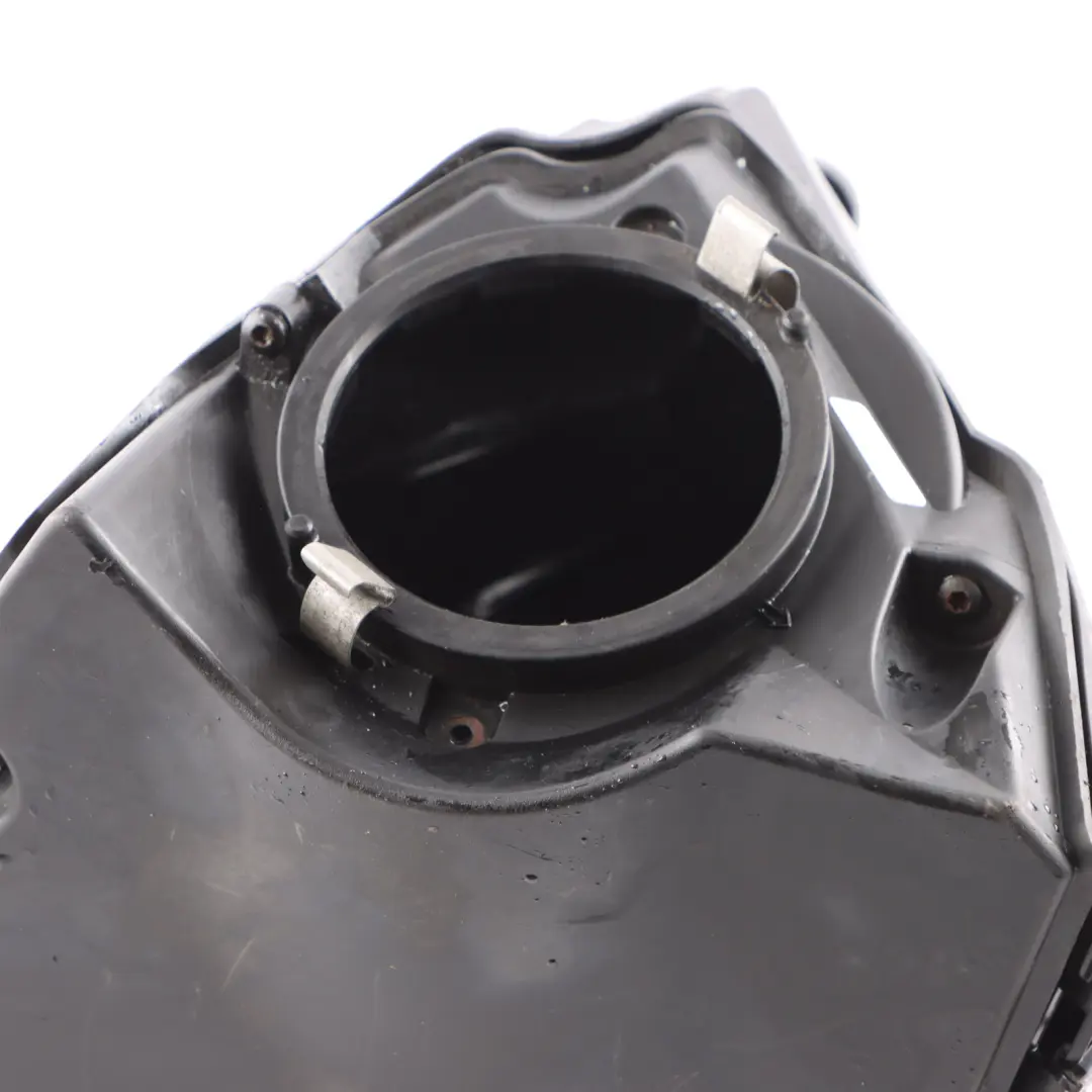 Audi A4 B8 A5 8T 2.0 TDI Air Filter Silencer Intake Hose Pipe F - SKU 8K0133837B - Numéro de pièce 8K0133837B