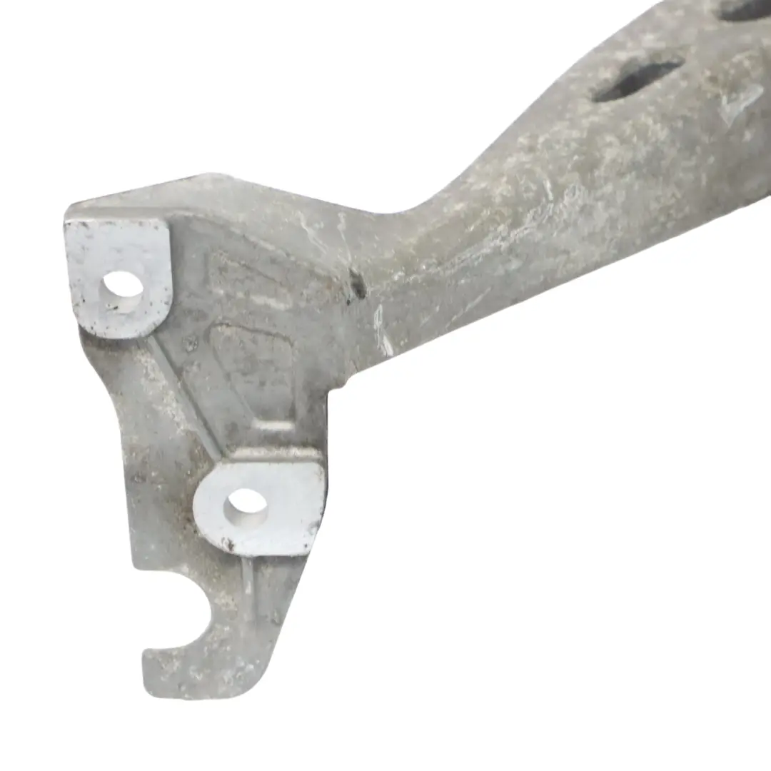 Soporte del travesaño del motor para Audi A5 8T 2.0 TDI Diesel con número de pieza 8K0199521Q Audi A5 8T 2.0 TDI Diesel Soporte del travesaño del motor - SKU 8K0199521Q - Número de pieza 8K0199521Q