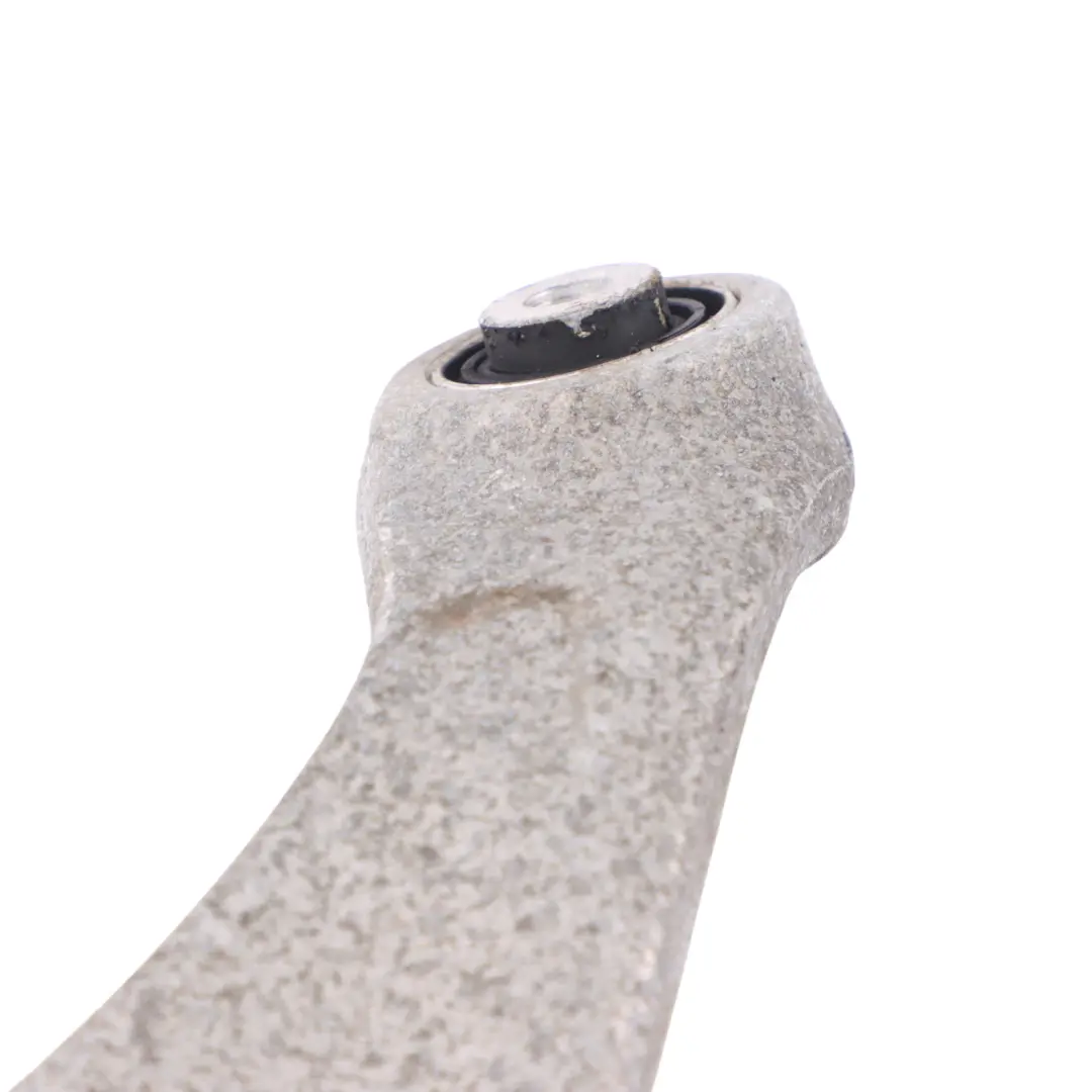 Braccio Oscillante Posteriore Destro per Audi A5 8T con numero di parte 8K0505324H Audi A5 8T Braccio Oscillante Posteriore Destro - SKU 8K0505324H - Numero di parte 8K0505324H