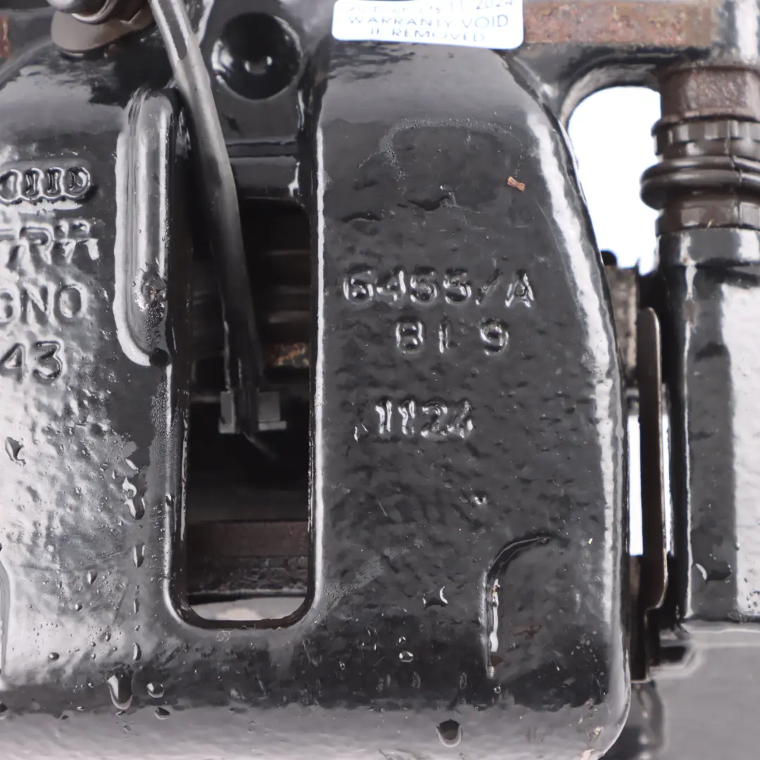 Zacisk Hamulcowy Prawy Tył RS do Audi RS4 B8 o numerze 8K0615404D Audi RS4 B8 Zacisk Hamulcowy Prawy Tył RS - SKU 8K0615404D - Numer Części 8K0615404D