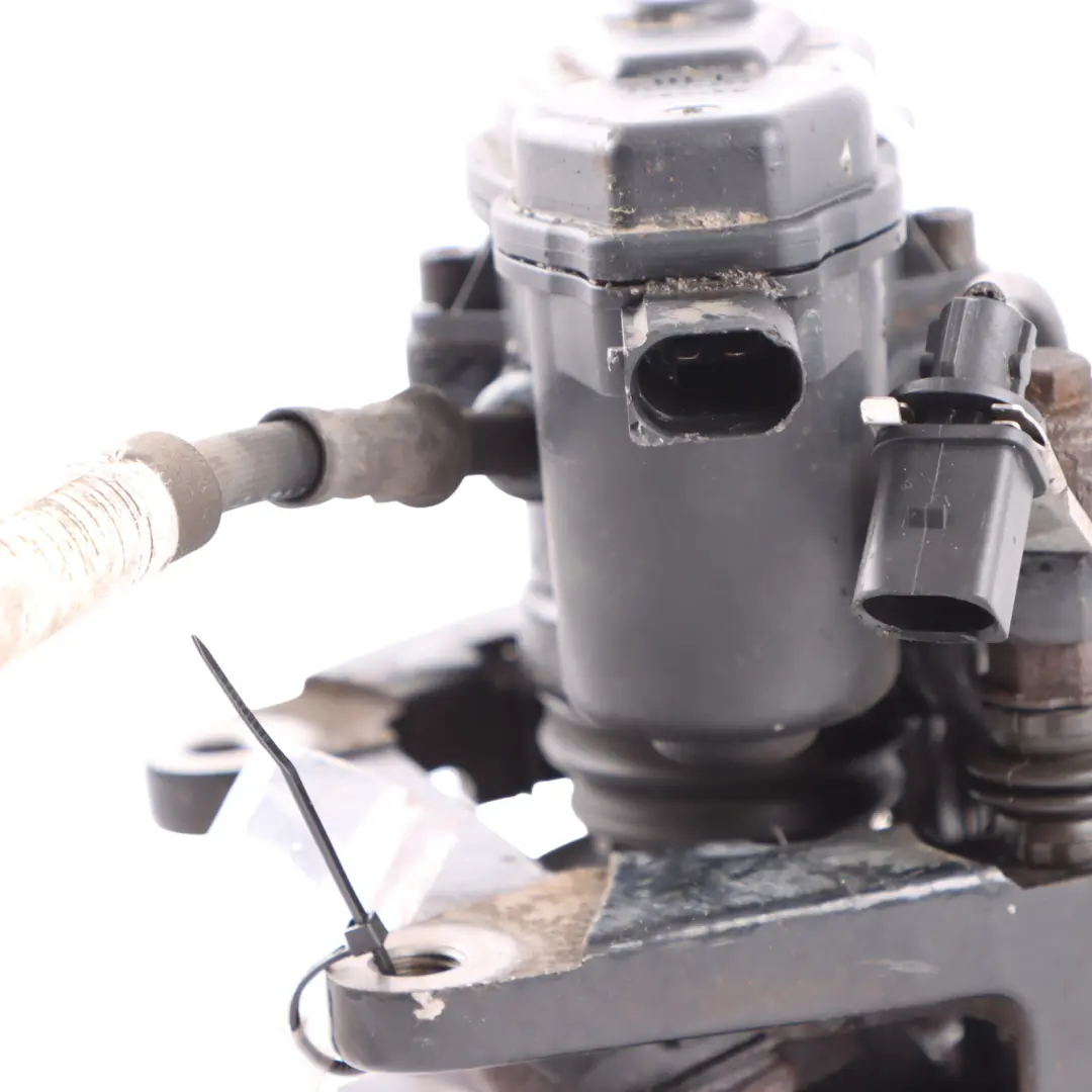 Pinza freno posteriore destra Unità frenante ruota RS per Audi RS4 B8 con numero di parte 8K0615404D Audi RS4 B8 Pinza freno posteriore destra Unità frenante ruota RS - SKU 8K0615404D - Numero di parte 8K0615404D