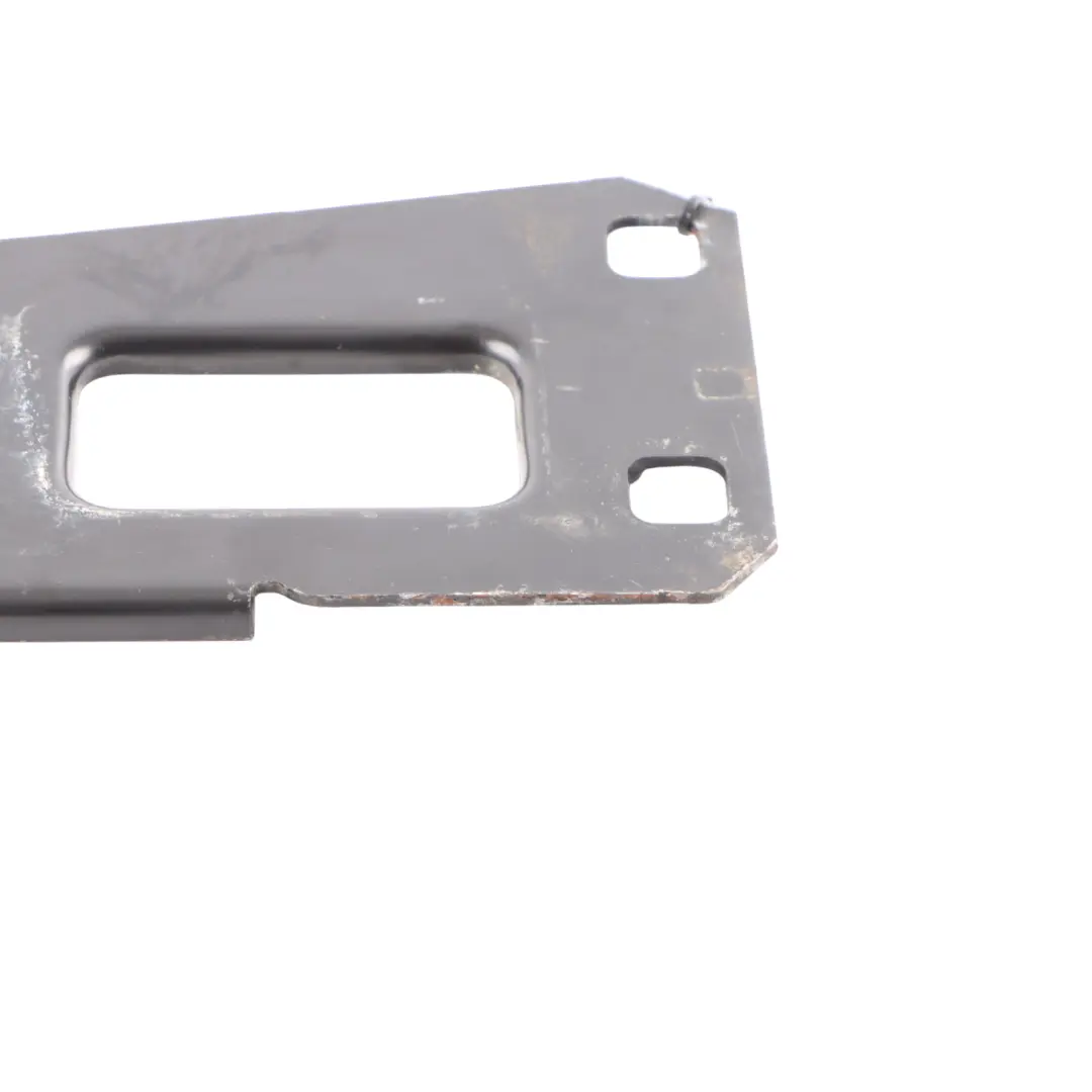 Front Bumper Securing Plate Holder Trim Left N/S to Audi A4 B8 A5 8T with Part number 8K0805499 Audi A4 B8 A5 8T Front Bumper Securing Plate Holder Trim Left N/S - SKU 8K0805499 - Part number 8K0805499