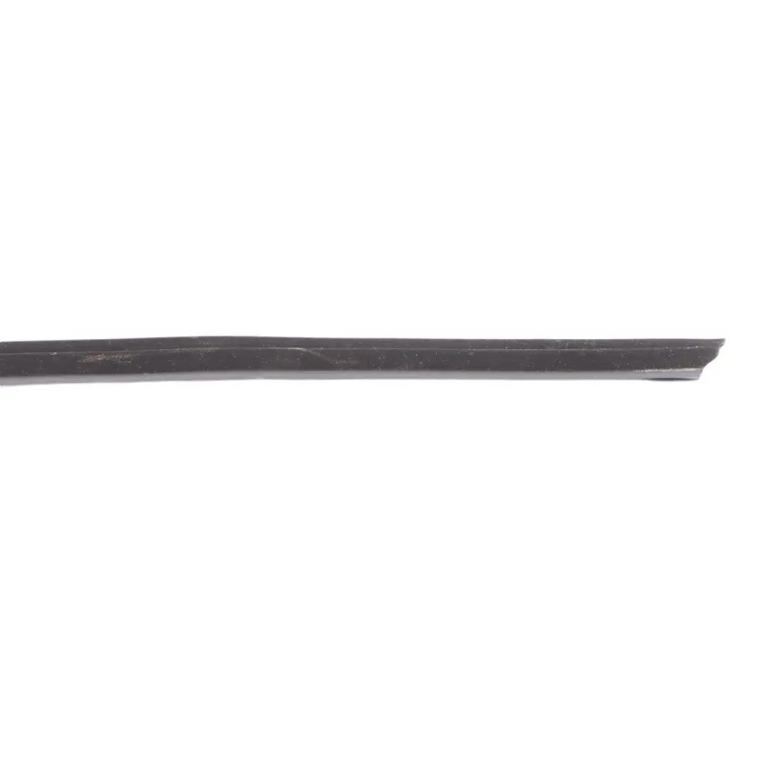 Audi A4 B8 Front Tür Dichtung Öffnung Gummi Links Innen - SKU 8K0837479C - Teilenummer 8K0837479C