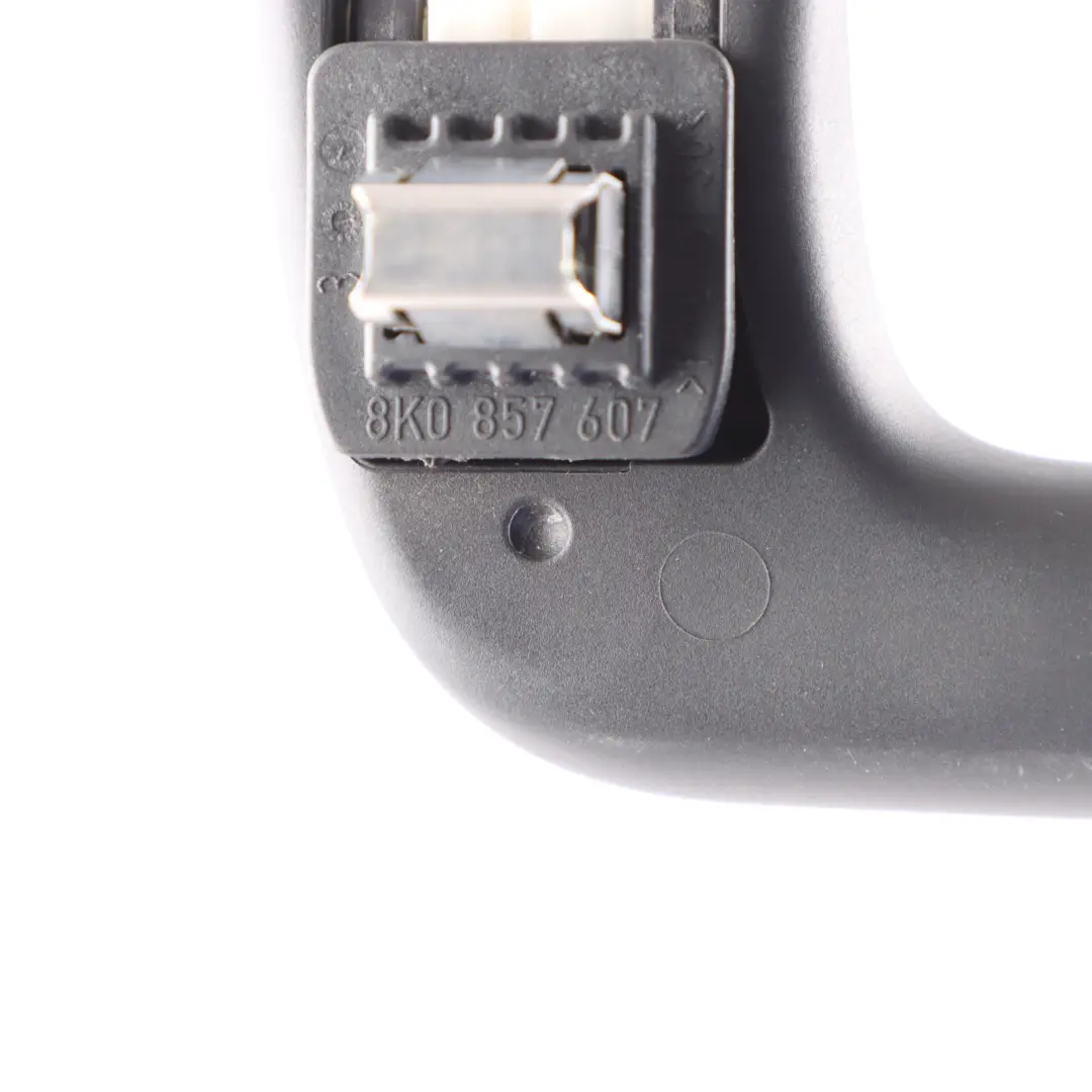 Uchwyty Rączki Łapy Podsufitki Zestaw do Audi A4 B8 o numerze 8K0857607A Audi A4 B8 Uchwyty Rączki Łapy Podsufitki Zestaw - SKU 8K0857607A - Numer Części 8K0857607A