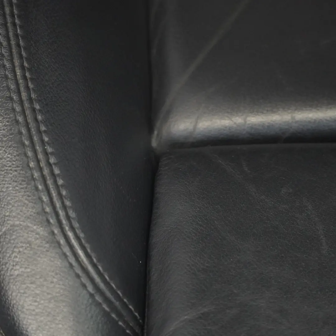 Asiento Delantero Izquierdo Cuero Negro para Audi A4 B8 S-line con número de pieza 8K0881805BH-2 Audi A4 B8 S-line Asiento Delantero Izquierdo Cuero Negro - SKU 8K0881805BH-2 - Número de pieza 8K0881805BH-2