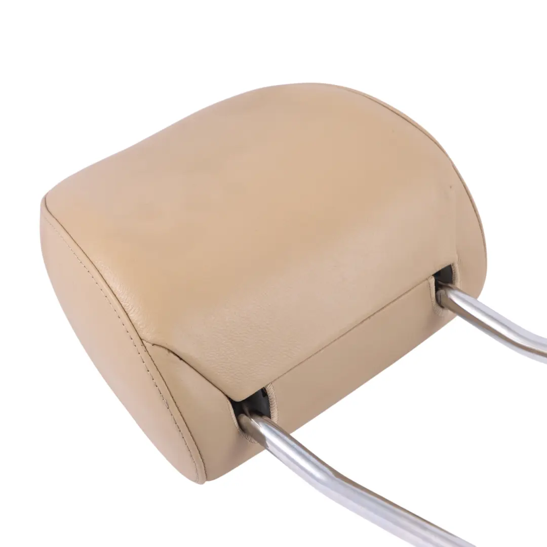 Appui tête Siège avant gauche droite cuir beige pour Audi A5 8T à propos du numéro de pièce 8K0881901AG Audi A5 8T Appui tête Siège avant gauche droite cuir beige - SKU 8K0881901AG - Numéro de pièce 8K0881901AG