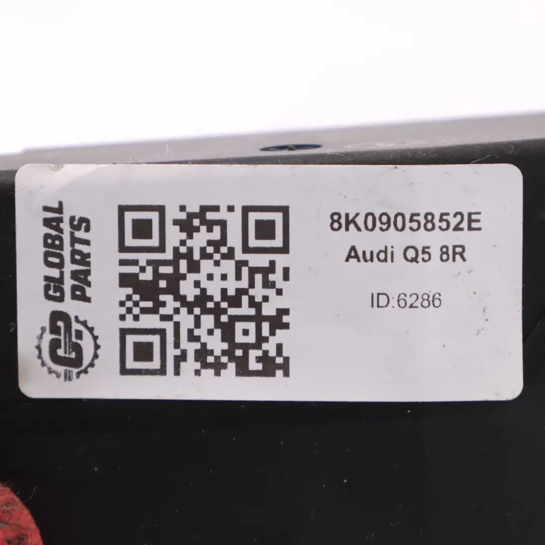 Bloccaggio elettrico regolabile della colonna dello sterzo per Audi Q5 8R con numero di parte 8K0905852E Audi Q5 8R Bloccaggio elettrico regolabile della colonna dello sterzo - SKU 8K0905852E - Numero di parte 8K0905852E