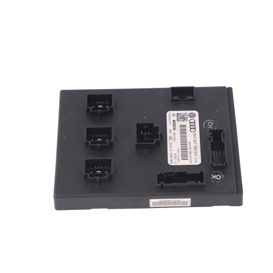 Unidad De Módulo De Control Suministro Confort Bordo ECU para Audi A5 8T con número de pieza 8K0907063DH Audi A5 8T Unidad De Módulo De Control Suministro Confort Bordo ECU - SKU 8K0907063DH - Número de pieza 8K0907063DH