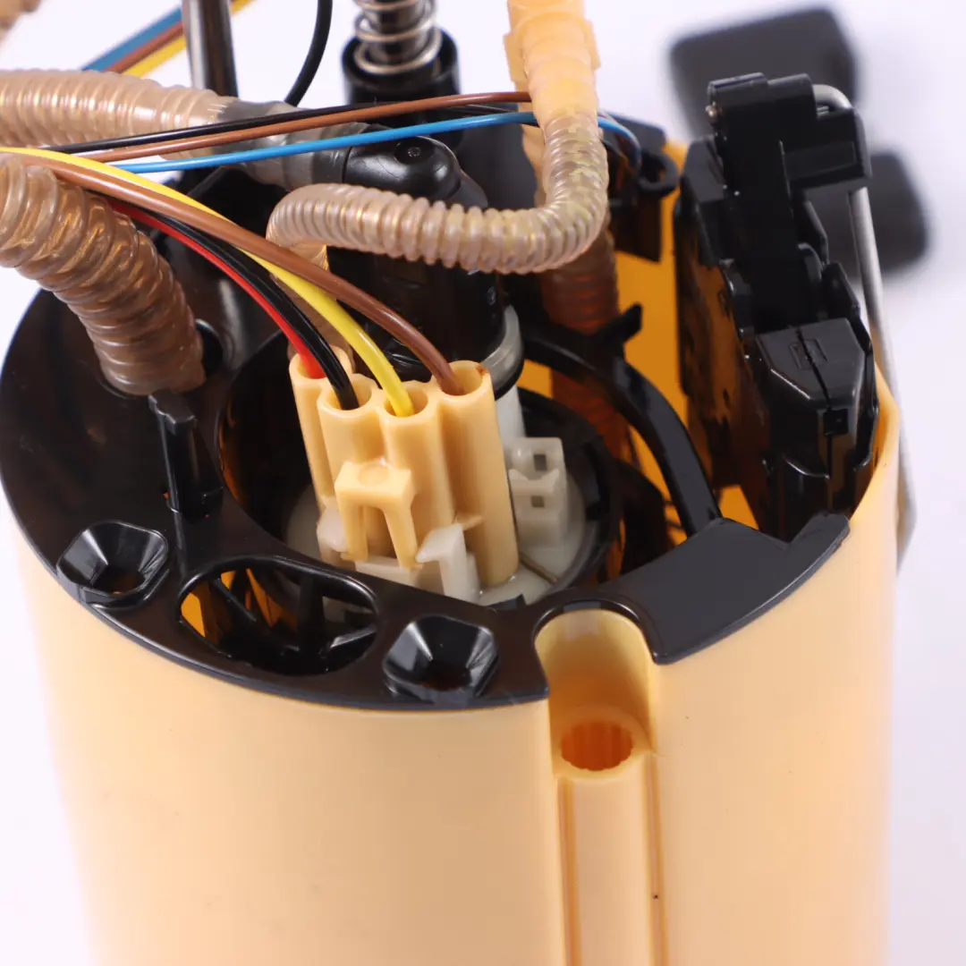 Kraft Stoff Pumpe Tank Sender Steuergerät für Audi A5 8T Diesel mit Teilenummer 8K0919050Q Audi A5 8T Diesel Kraft Stoff Pumpe Tank Sender Steuergerät - SKU 8K0919050Q - Teilenummer 8K0919050Q