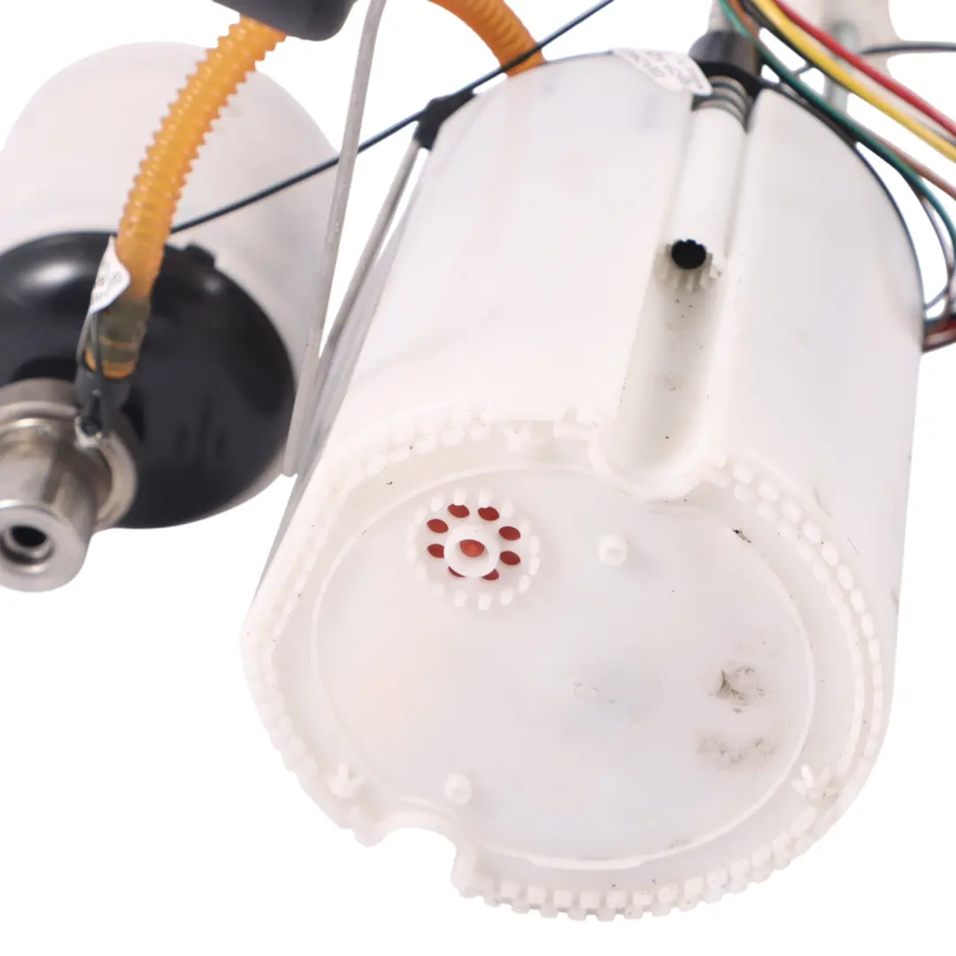 Sensor Control Nivel Bomba Combustible Unidad Sender para Audi A5 8T con número de pieza 8K0919051AJ Audi A5 8T Sensor Control Nivel Bomba Combustible Unidad Sender - SKU 8K0919051AJ - Número de pieza 8K0919051AJ