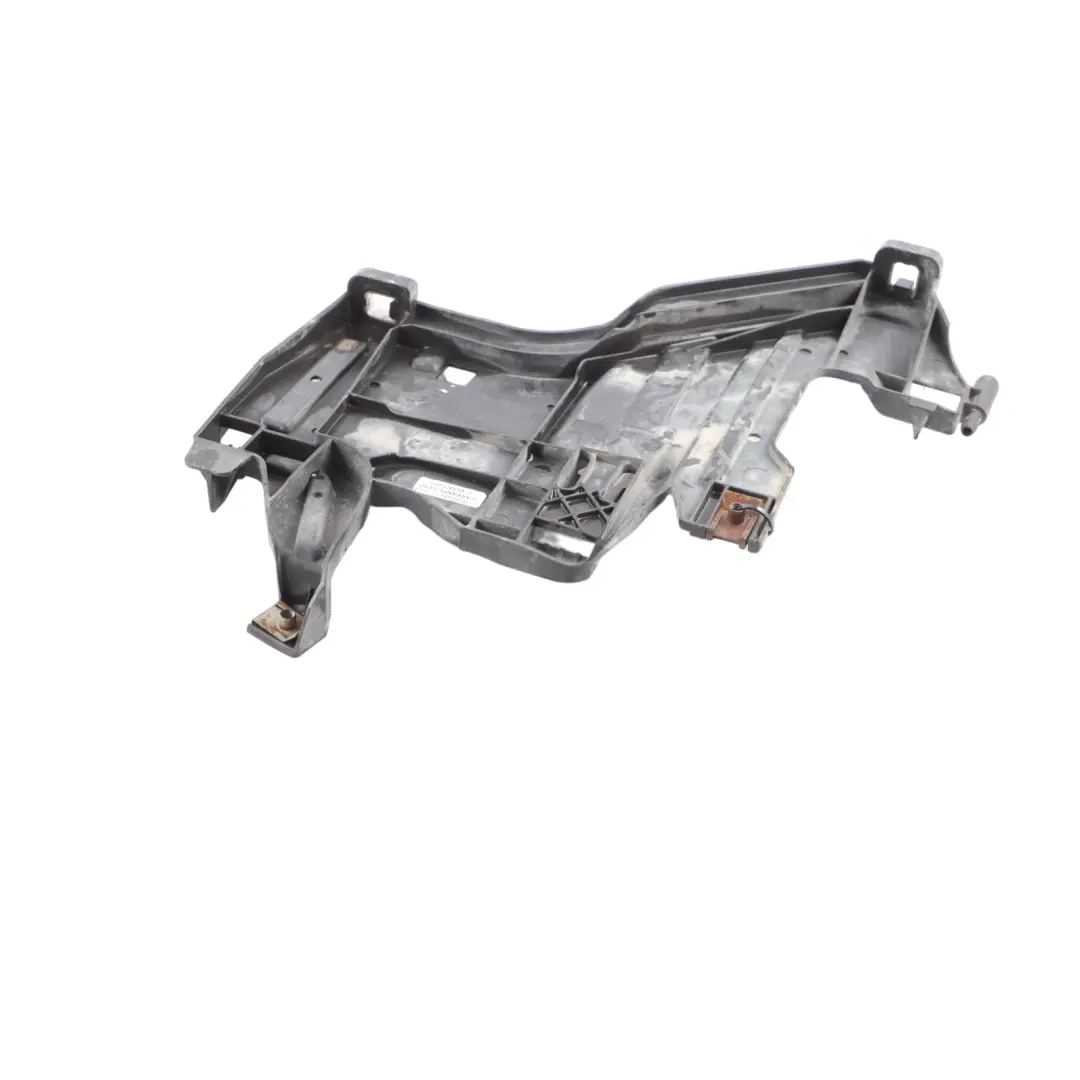 Headlight Support Bracket Mount Holder Right O/S to Audi A4 B8 with Part number 8K0941454 Audi A4 B8 Headlight Support Bracket Mount Holder Right O/S - SKU 8K0941454 - Part number 8K0941454