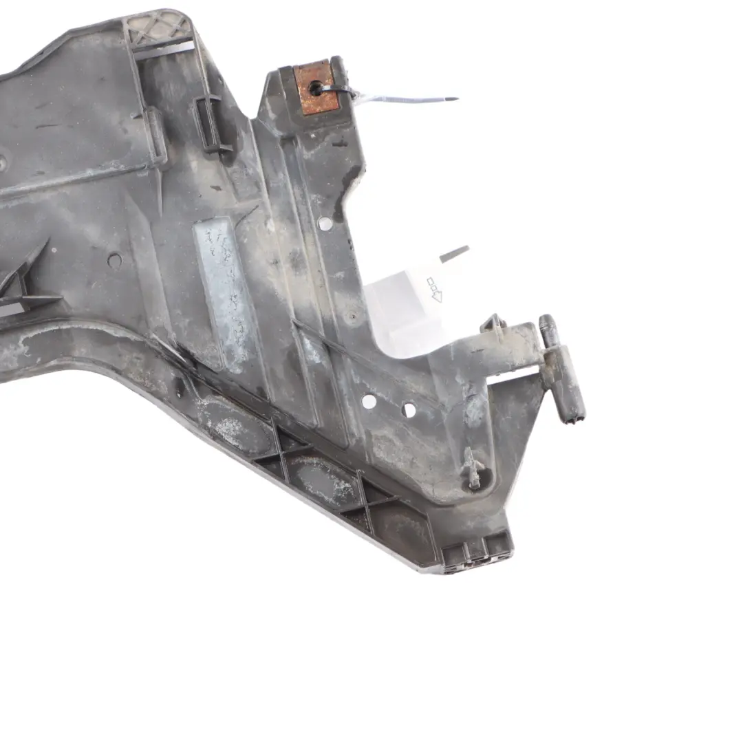 Headlight Support Bracket Mount Holder Right O/S to Audi A4 B8 with Part number 8K0941454 Audi A4 B8 Headlight Support Bracket Mount Holder Right O/S - SKU 8K0941454 - Part number 8K0941454