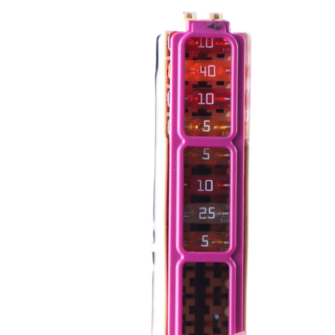 Boîtier De Fusibles Module Connecteur pour Audi A1 A4 A6 A7 A8 à propos du numéro de pièce 8K0941824A Audi A1 A4 A6 A7 A8 Boîtier De Fusibles Module Connecteur - SKU 8K0941824A - Numéro de pièce 8K0941824A