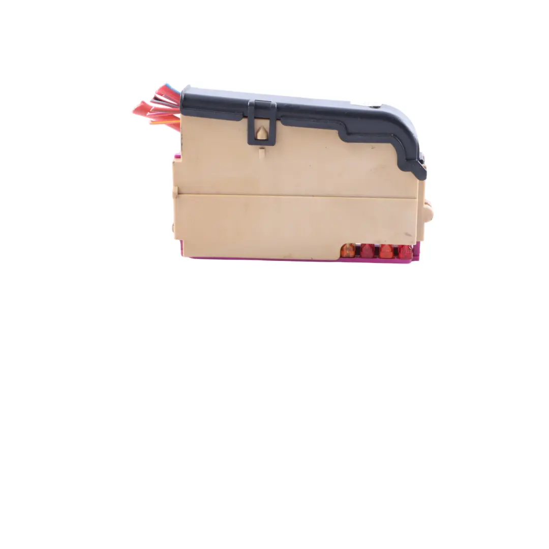 Scatola Fusibili Connettore Presa Modulo Unità per Audi A1 A4 A6 A7 A8 con numero di parte 8K0941824A Audi A1 A4 A6 A7 A8 Scatola Fusibili Connettore Presa Modulo Unità - SKU 8K0941824A - Numero di parte 8K0941824A