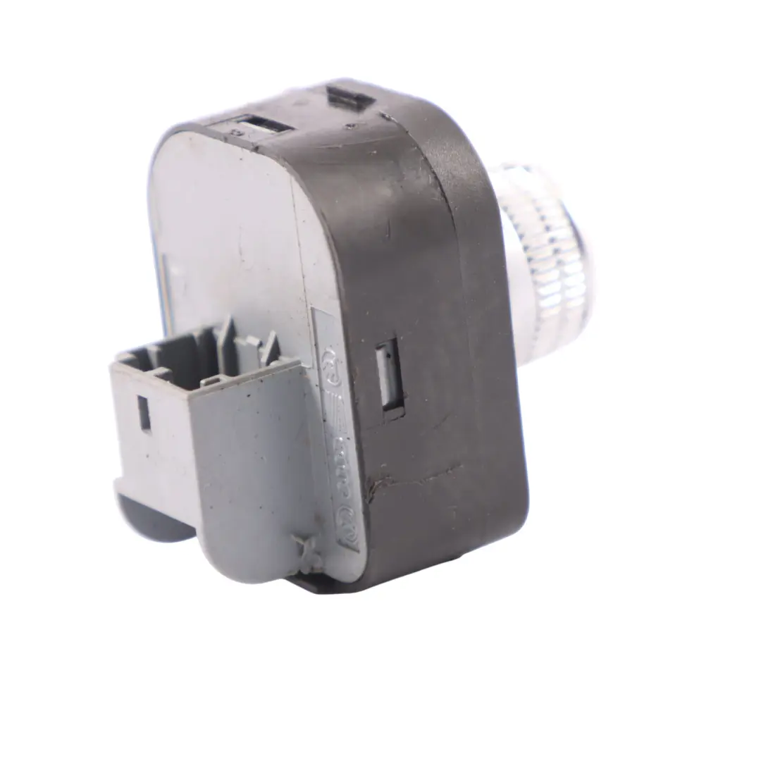 Przełącznik Lusterek do Audi A5 8T o numerze 8K0959565E Audi A5 8T Przełącznik Lusterek - SKU 8K0959565E - Numer Części 8K0959565E
