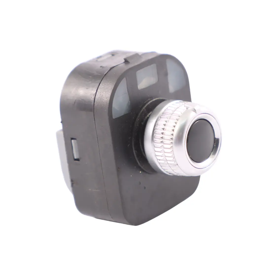 Przełącznik Lusterek do Audi A5 8T o numerze 8K0959565E Audi A5 8T Przełącznik Lusterek - SKU 8K0959565E - Numer Części 8K0959565E