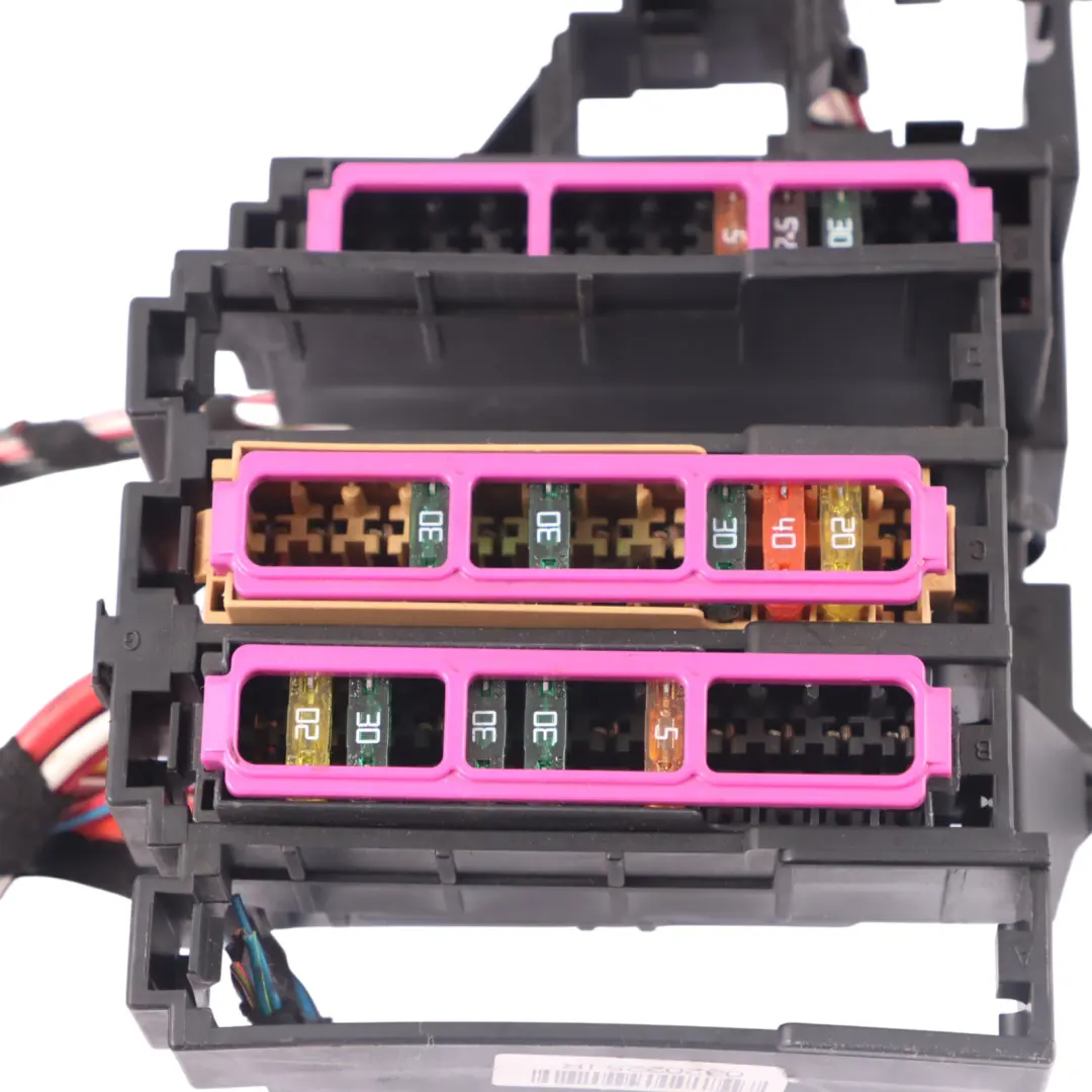 CGLC Fuse Relay Box Power Distribution to AUDI A5 8T 2.0 TDI with Part number 8K0971845A AUDI A5 8T 2.0 TDI CGLC Fuse Relay Box Power Distribution - SKU 8K0971845A - Part number 8K0971845A