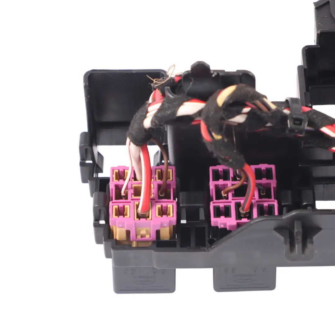 CGLC Fuse Relay Box Power Distribution to AUDI A5 8T 2.0 TDI with Part number 8K0971845A AUDI A5 8T 2.0 TDI CGLC Fuse Relay Box Power Distribution - SKU 8K0971845A - Part number 8K0971845A