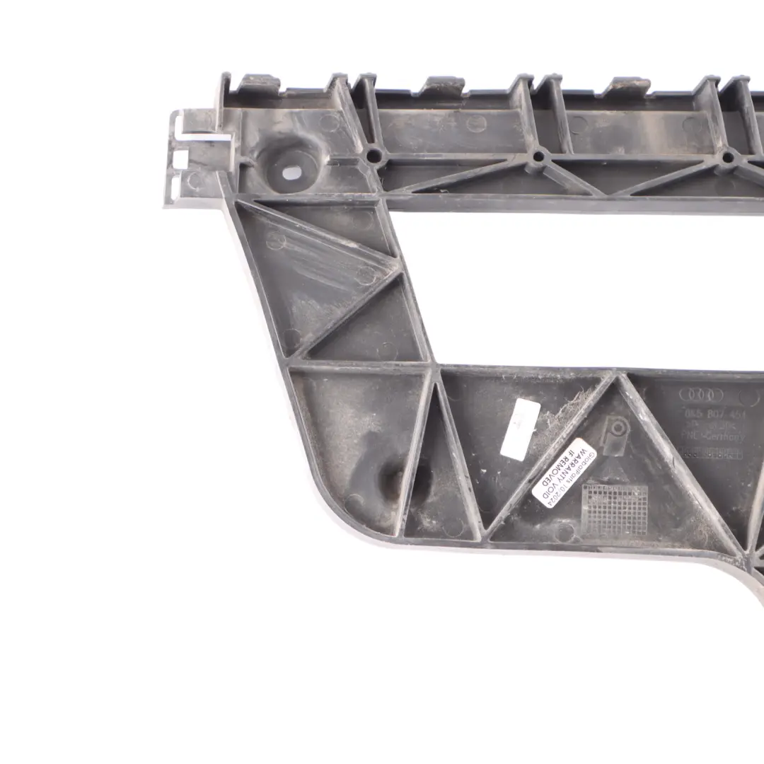 Support de rail de guidage arrière de pare chocs droit pour Audi A4 B8 à propos du numéro de pièce 8K5807454 Audi A4 B8 Support de rail de guidage arrière de pare chocs droit - SKU 8K5807454 - Numéro de pièce 8K5807454