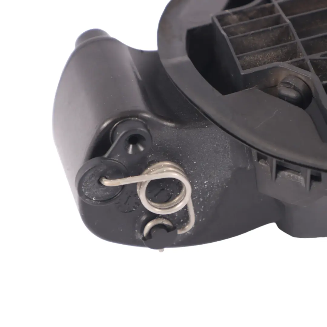 tappo copertura bocchettone riempimento carburante per Audi A3 8P con numero di parte 8P0809999F Audi A3 8P tappo copertura bocchettone riempimento carburante - SKU 8P0809999F - Numero di parte 8P0809999F