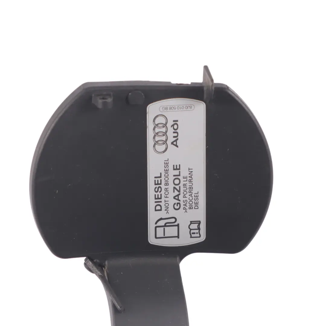 Kraft Stoffein Füll Stutzen Klappen Abdeckung für Audi A3 8P mit Teilenummer 8P0809999F Audi A3 8P Kraft Stoffein Füll Stutzen Klappen Abdeckung - SKU 8P0809999F - Teilenummer 8P0809999F