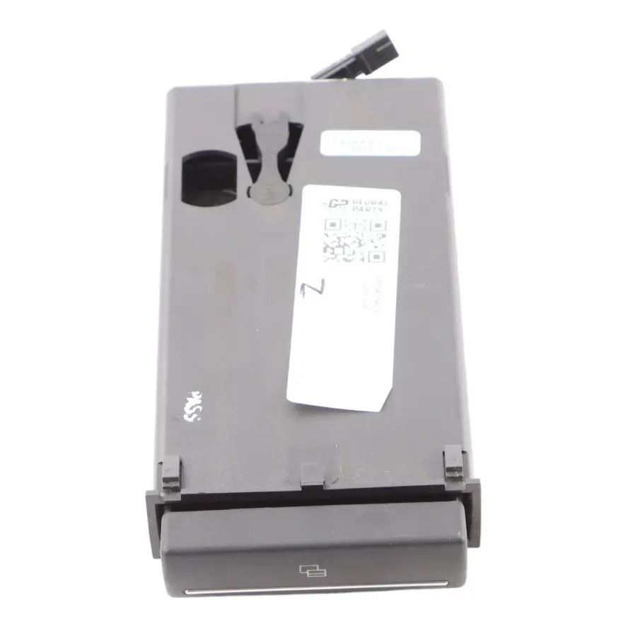 Audi A3 8P Compartiment Rangement Tableau Bord Porte Monnaie Cartes - SKU 8P0941561E - Numéro de pièce 8P0941561E